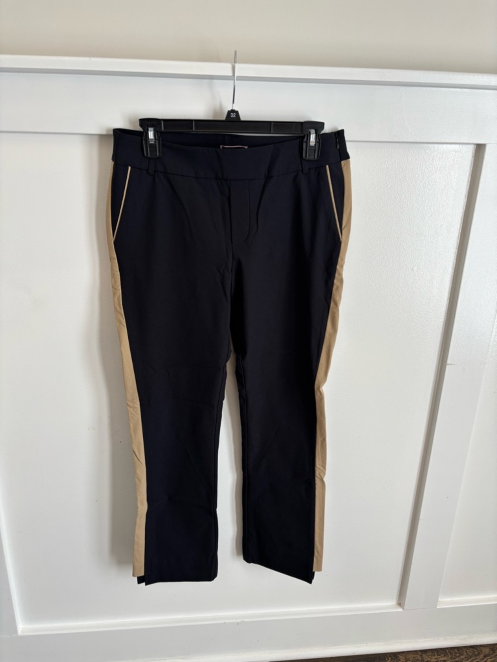 Golftini Quiet Luxury Black w/Tan Contrast Women’s Golf Athleisure Pants, M